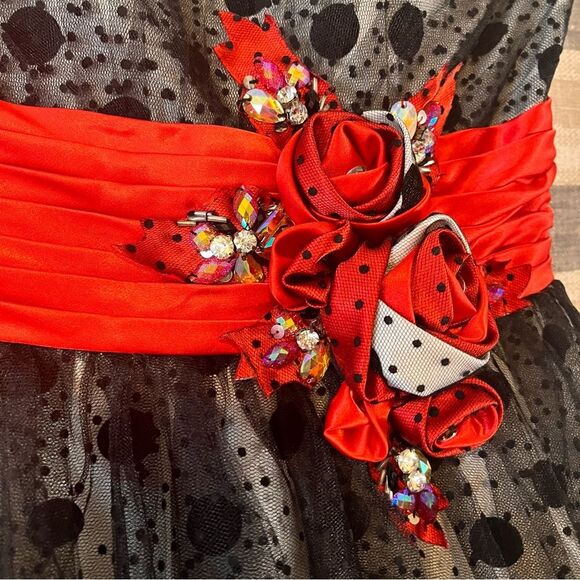 Tony Bowls Black/White Polka Dot With Red Flowers Strapless Mini Dress Size 10 - Picture 4 of 12